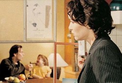 卖百科全书的女人在线观看,穿越时空的智慧之旅