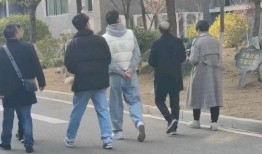 光头网红吃瓜最新事件,揭秘娱乐圈最新热点事件