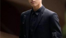 为了吃瓜进入娱乐圈